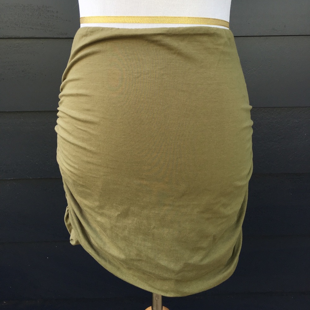 Synergy Organic mini skirt.